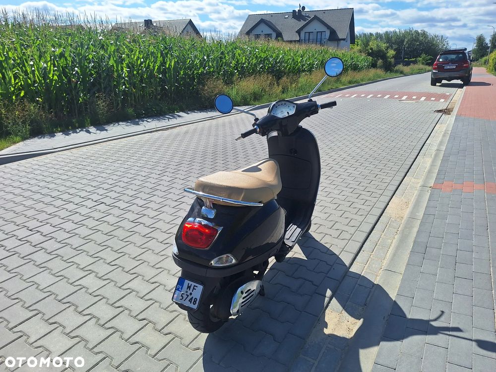 Vespa LX - 2