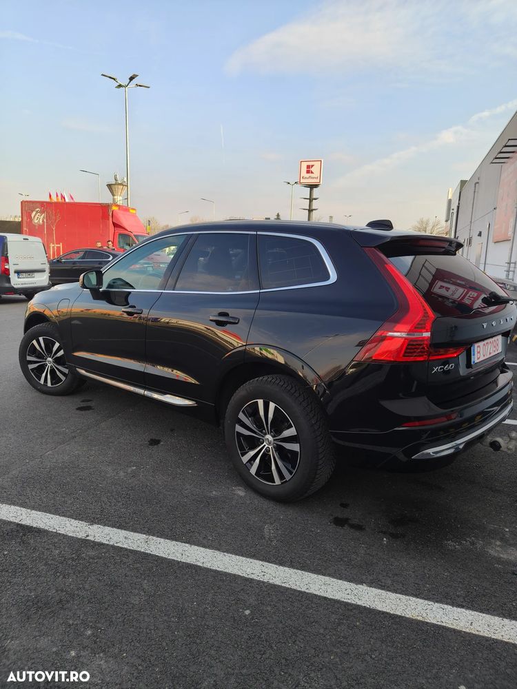 Volvo XC 60 T6 AWD Recharge Geartronic Inscription - 6