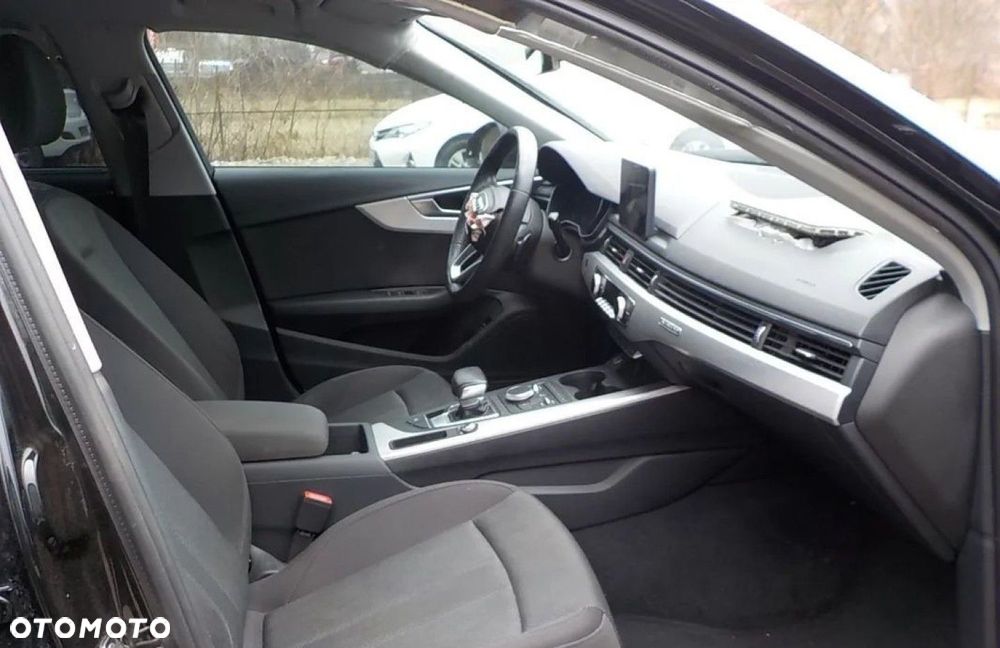 Audi A4 Allroad 2.0 TDI Quattro S tronic - 29