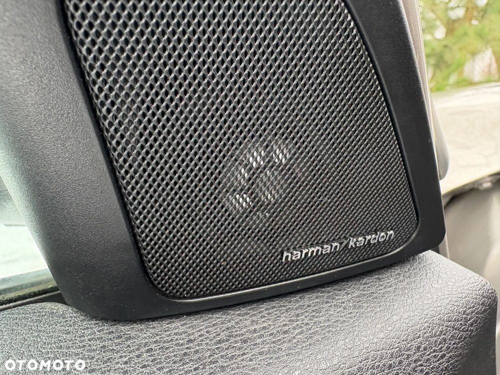 BMW X1 sDrive18d xLine - 11