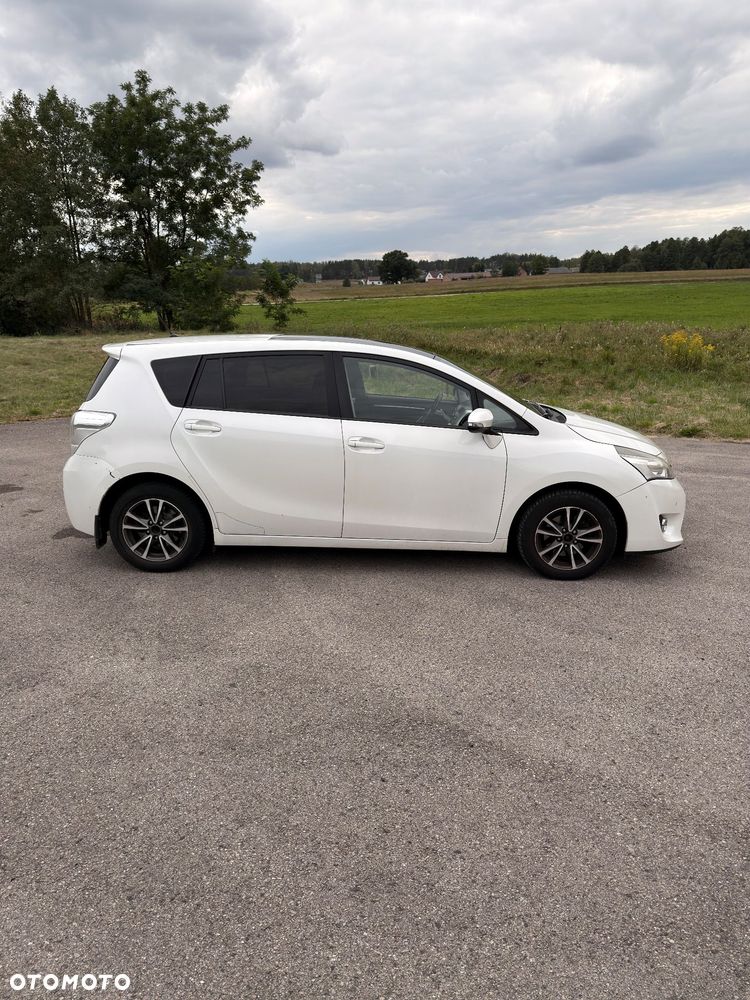 Toyota Verso 2.0 D-4D 7-Sitzer Life - 12