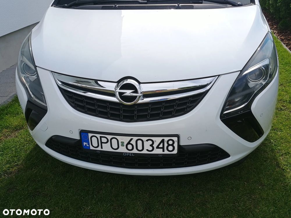 Opel Zafira Tourer 2.0 CDTI Automatik Edition - 2