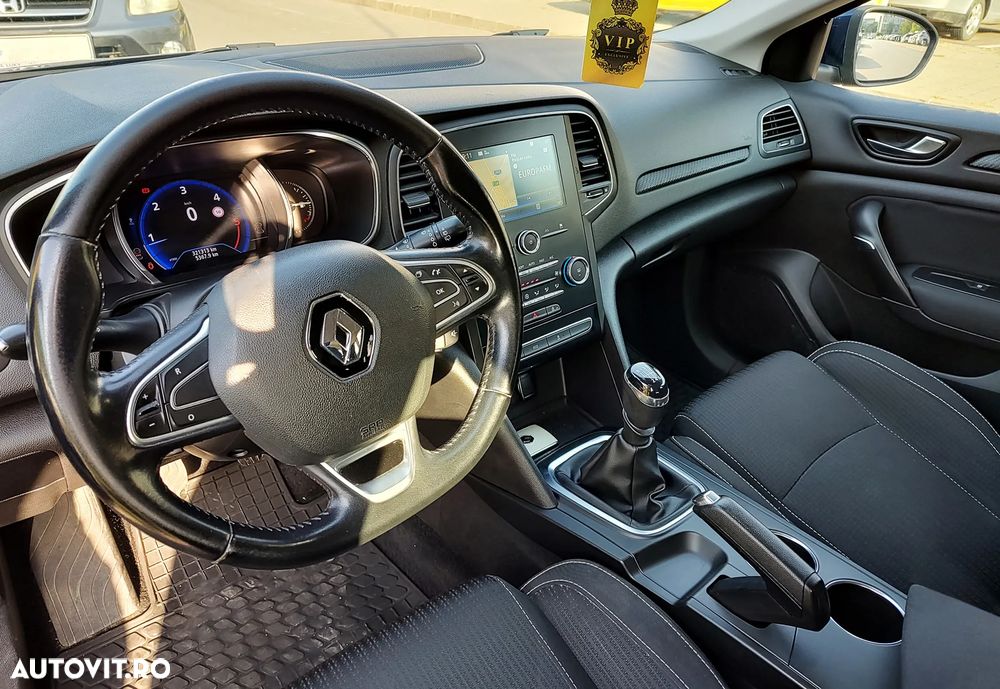 Renault Megane - 5
