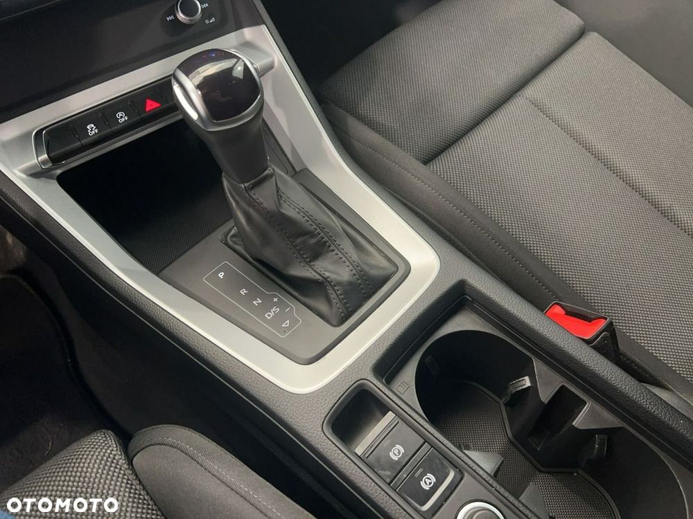 Audi Q3 35 TFSI mHEV S tronic - 18