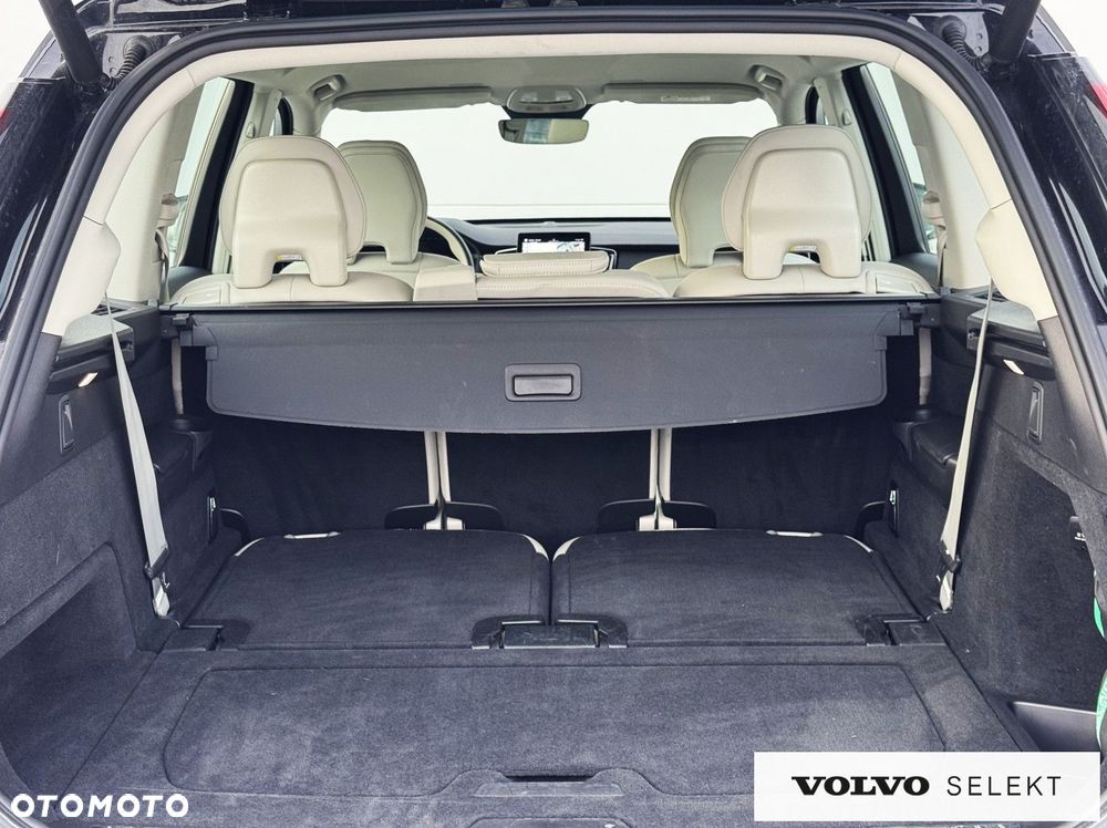 Volvo XC 90 - 32