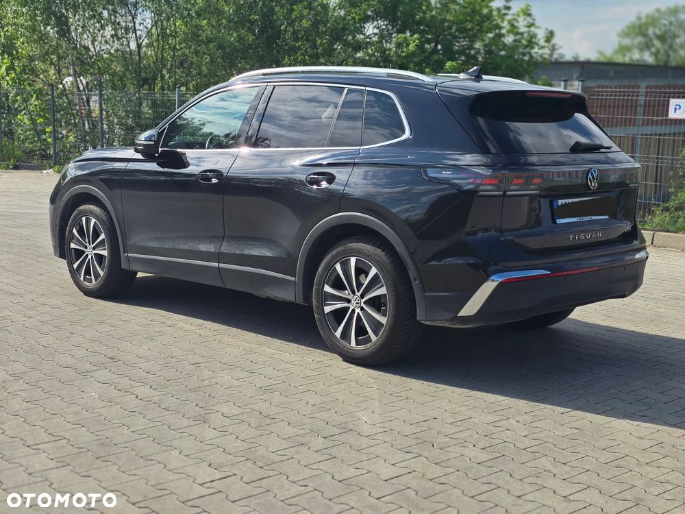 Volkswagen Tiguan - 8