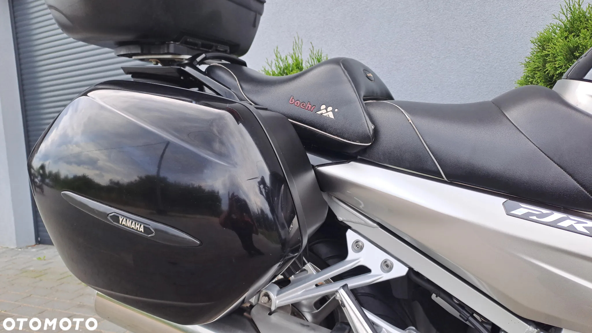 Yamaha FJR - 23