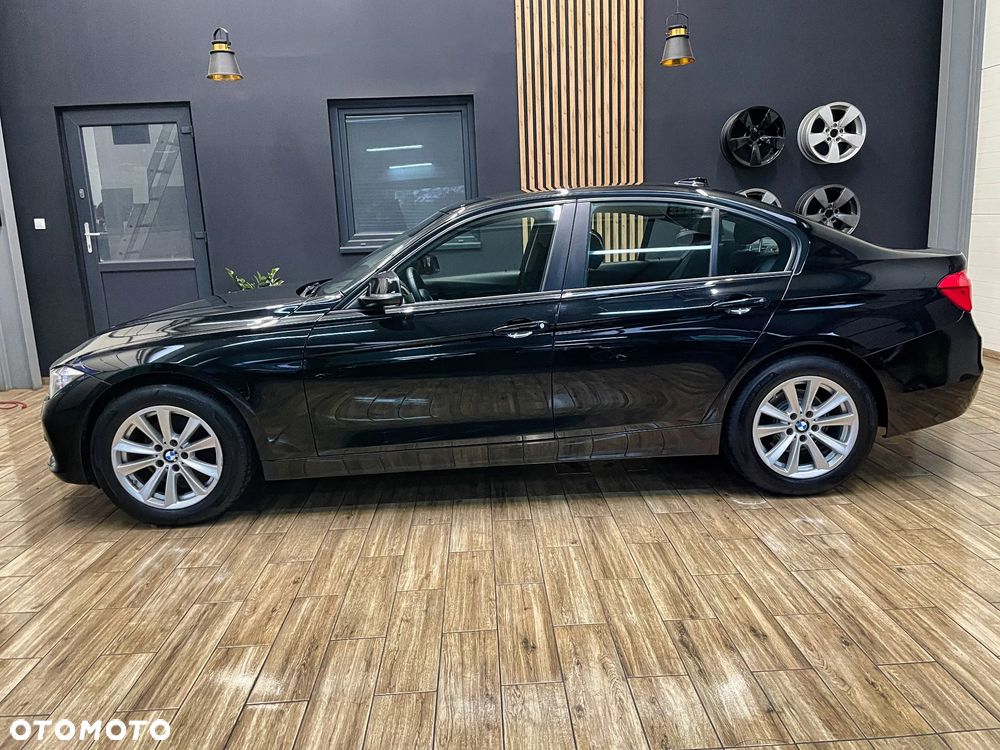 BMW Seria 3 320d - 12