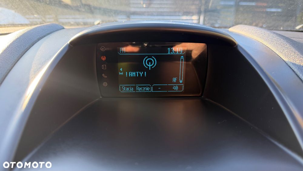 Ford Fiesta 1.0 EcoBoost STart-Stop Titanium - 13