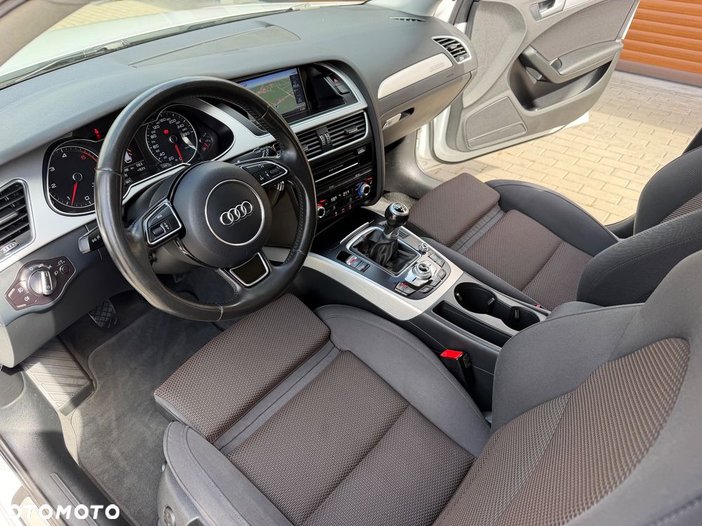 Audi A4 Allroad 2.0 TDI Quattro - 23