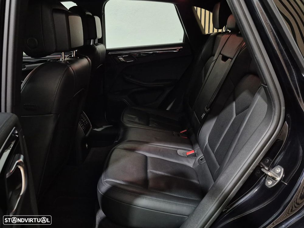 Porsche Macan S - 32