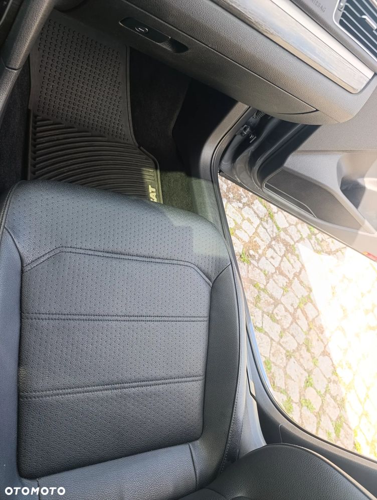 Volkswagen Passat 1.8 TSI BMT Highline DSG - 28
