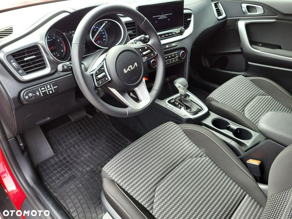 Kia XCeed - 9