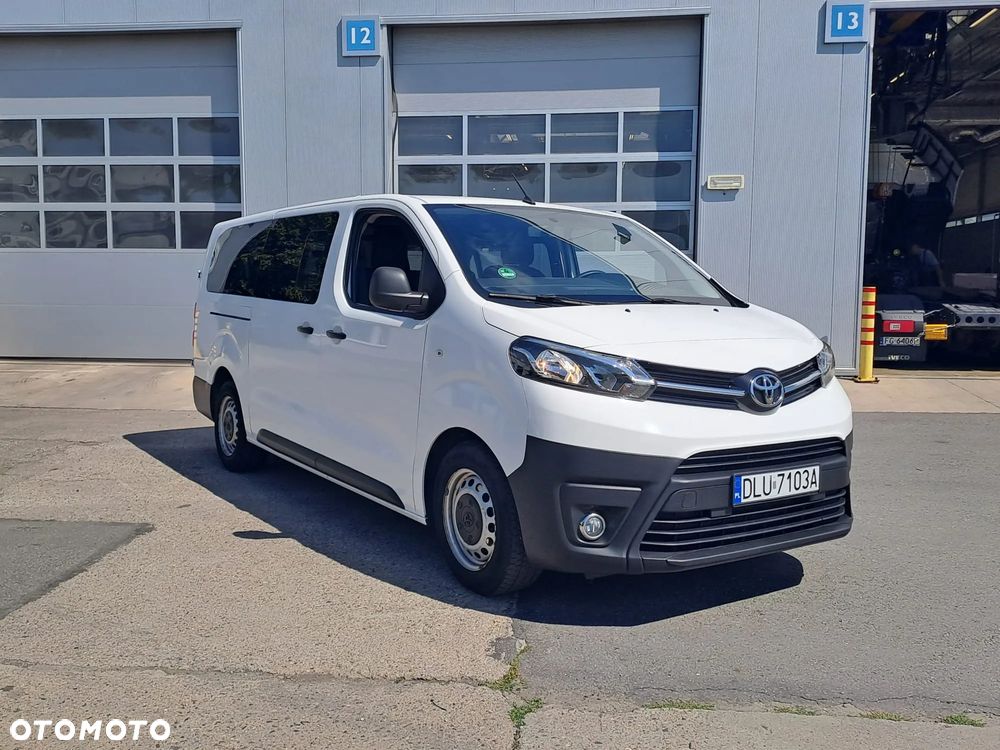 Toyota ProAce Kombi D-4D Long 2,8t - 2