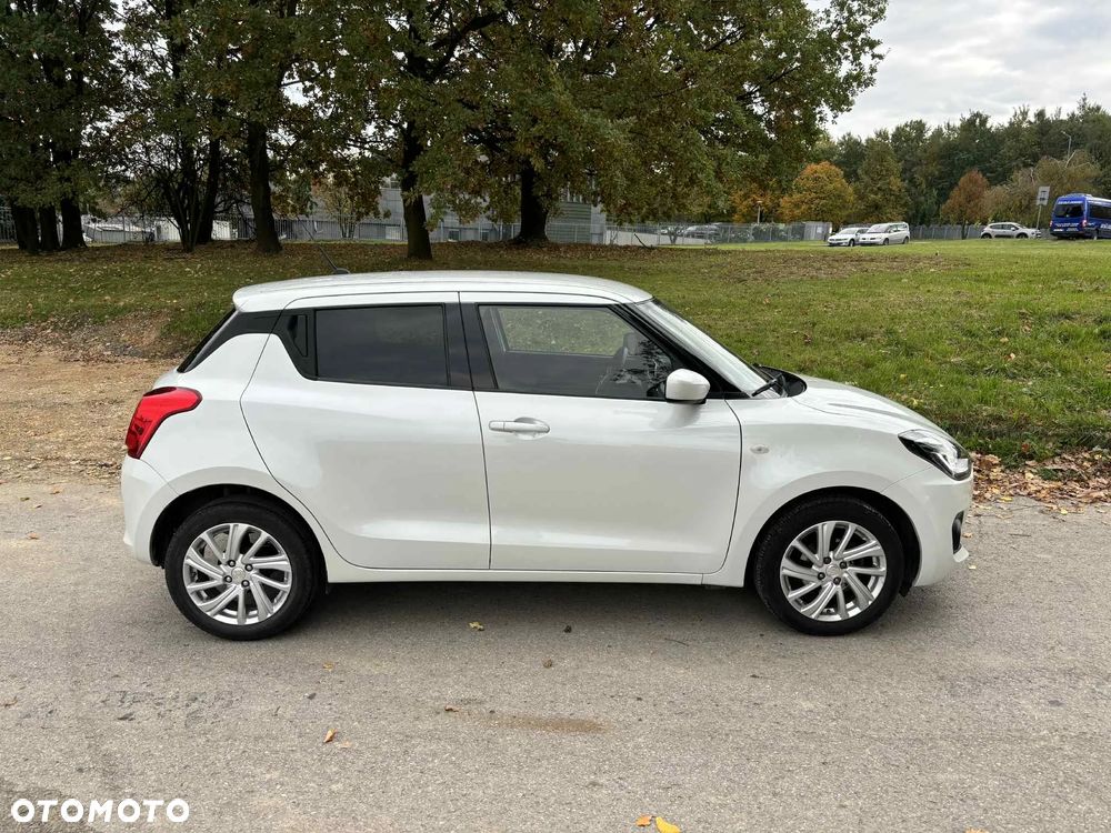 Suzuki Swift 1.2 Dualjet Hybrid CVT Comfort - 9