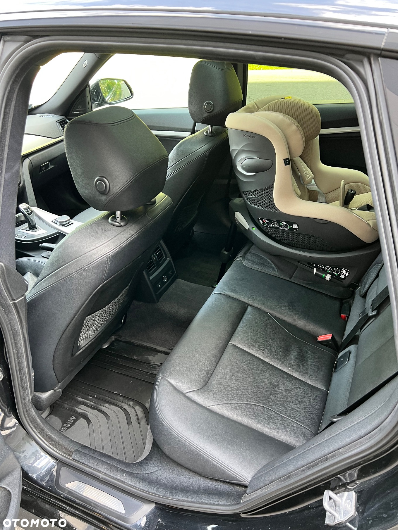 BMW Seria 3 328i Touring xDrive Sport Line - 17