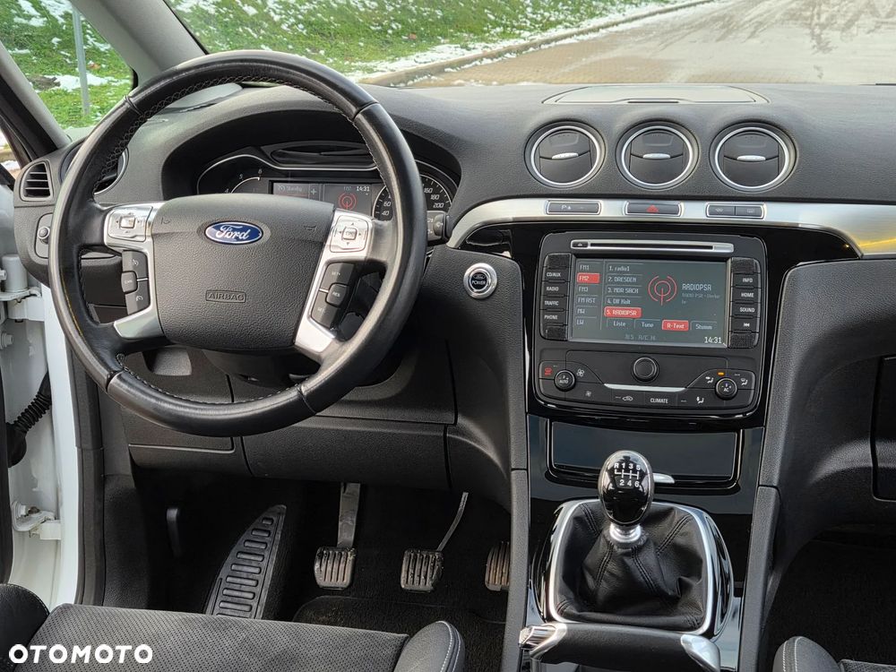 Ford S-Max 2.0 TDCi DPF Ambiente - 21