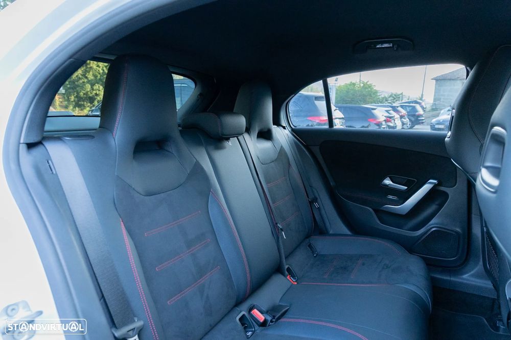 Mercedes-Benz A 200 d 4Matic 8G-DCT Advanced AMG Line - 30