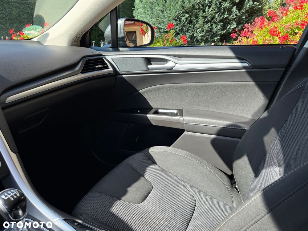 Ford Mondeo 2.0 TDCi Titanium - 35