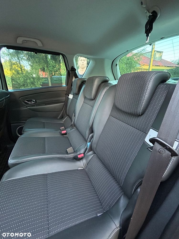 Renault Scenic - 13