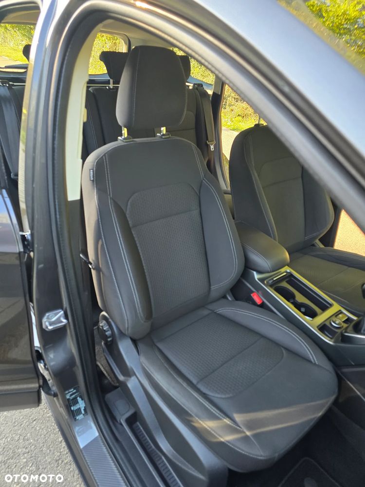 Ford Kuga 1.5 EcoBoost 2x4 Cool & Connect - 24