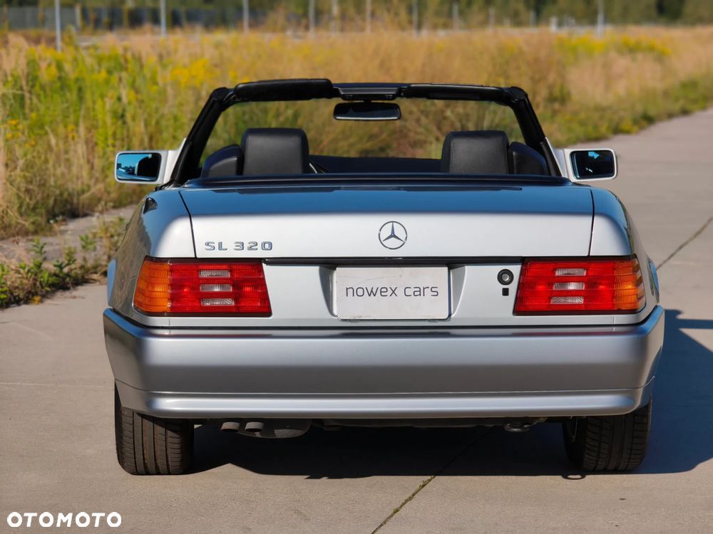 Mercedes-Benz SL - 13