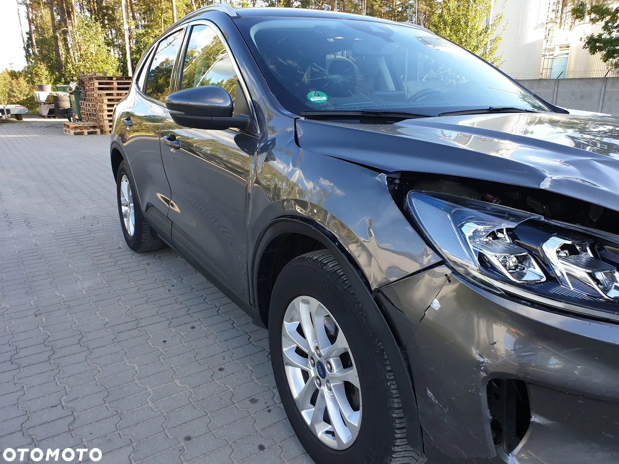 Ford Kuga 1.5 EcoBoost TITANIUM - 10