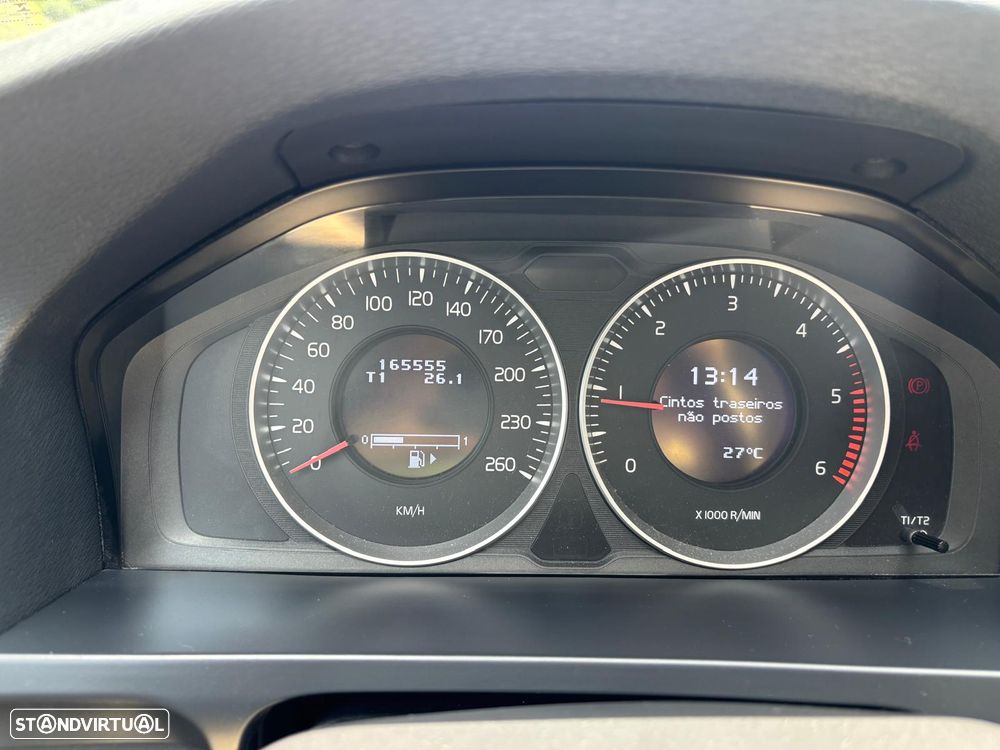Volvo V60 DRIVe - 37