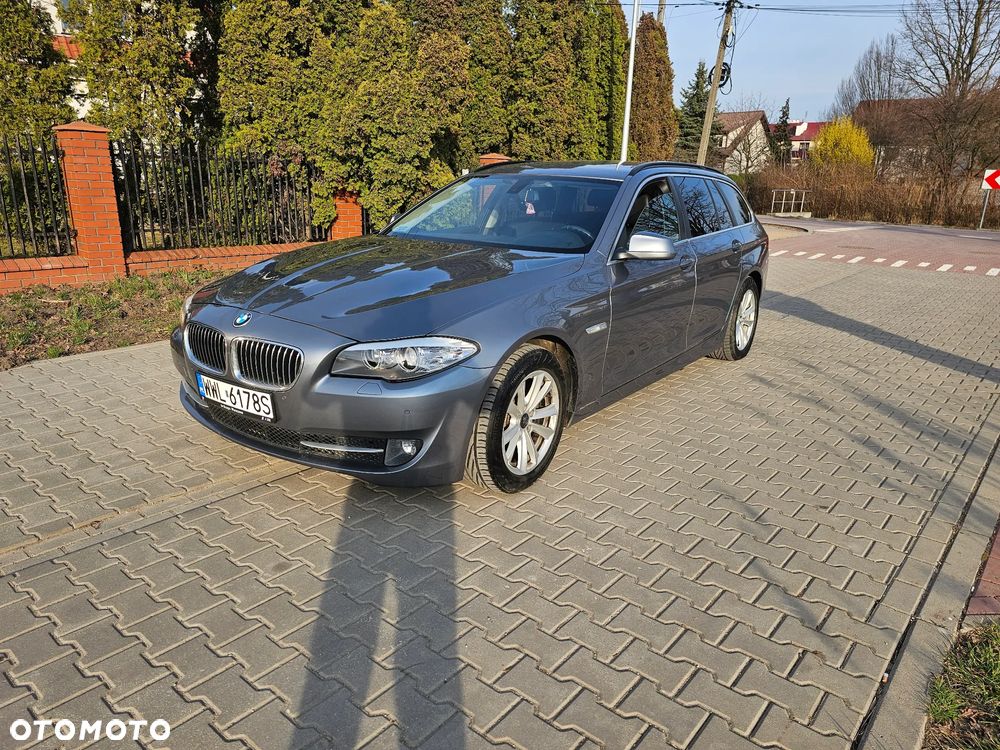 BMW Seria 5 518d Luxury Line - 2
