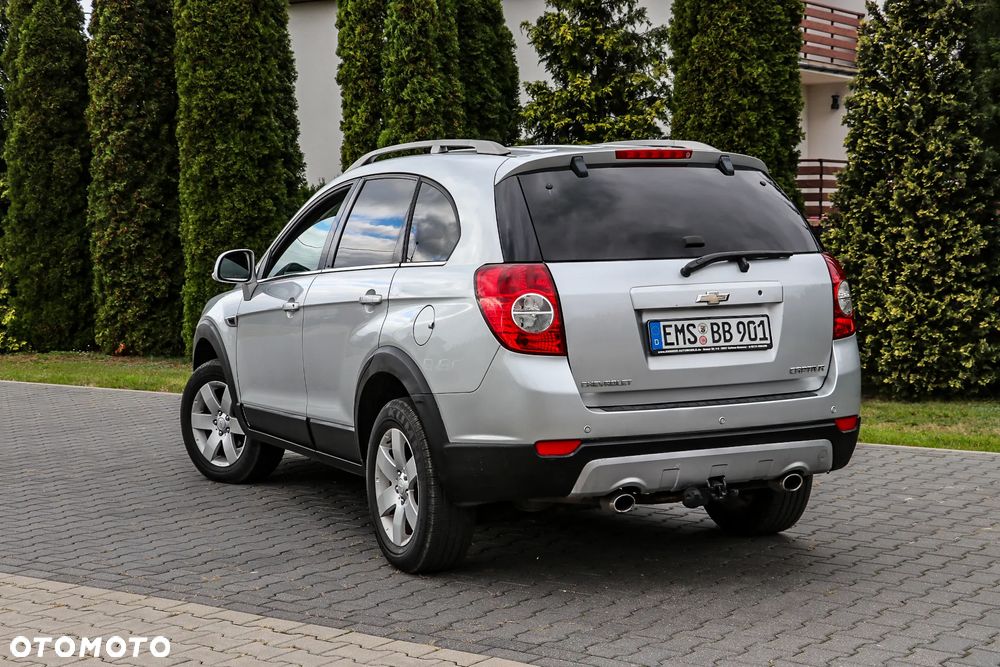 Chevrolet Captiva 2.2 D LS+ - 14