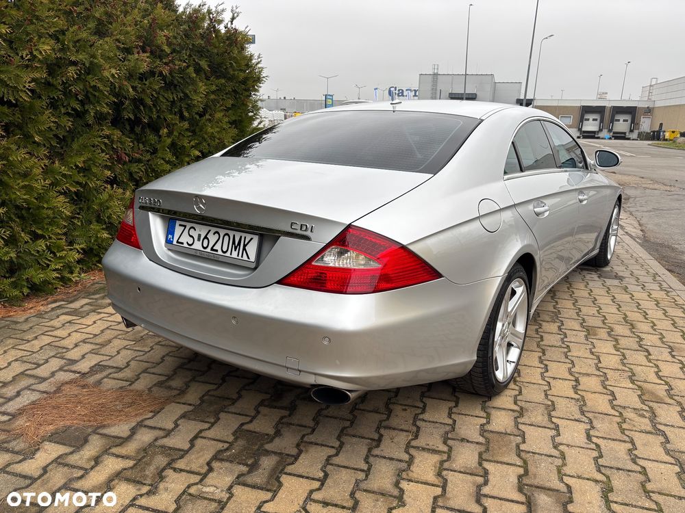 Mercedes-Benz CLS - 9