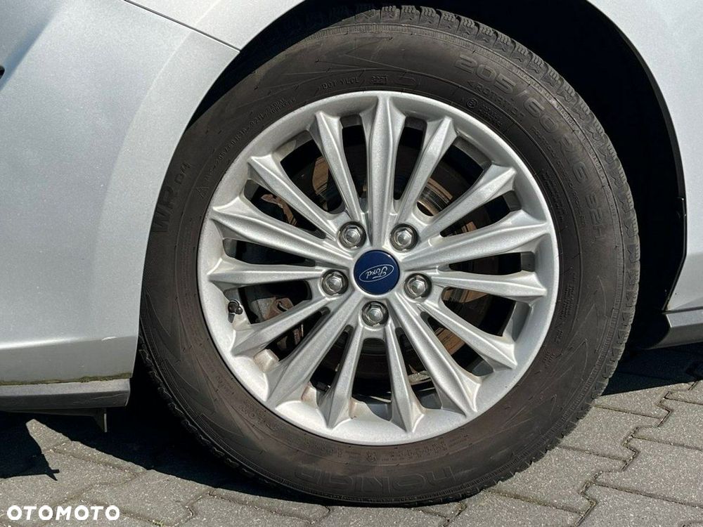Ford Focus SW 2.0 EcoBlue Titanium Business - 13