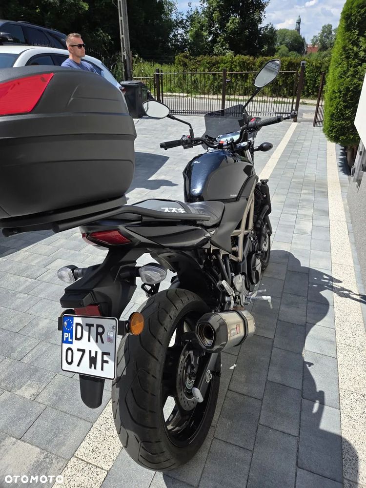 Suzuki SV - 5