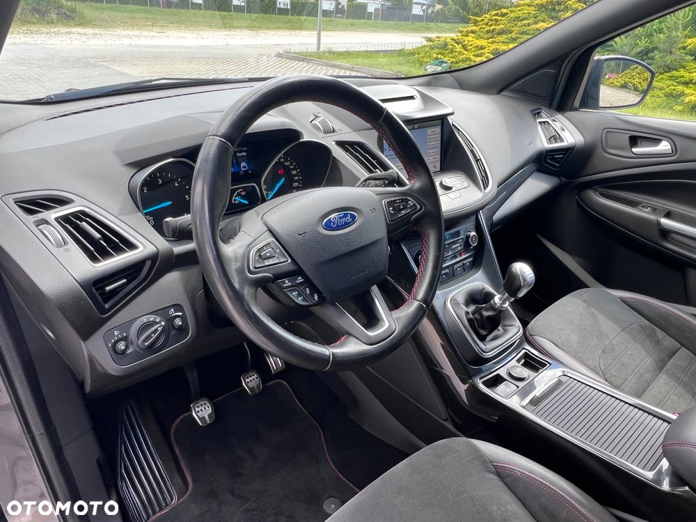 Ford Kuga 2.0 TDCi AWD ST-Line - 16