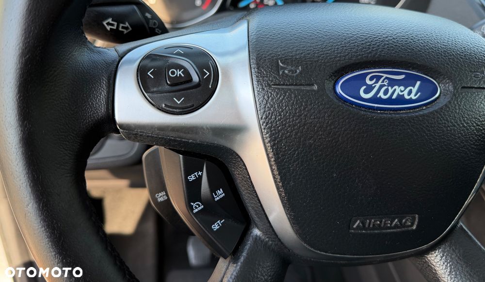 Ford Kuga 2.0 TDCi 4WD Titanium - 31
