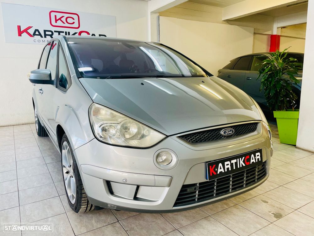 Ford S-Max 2.0 TDCi Titanium 7L - 3