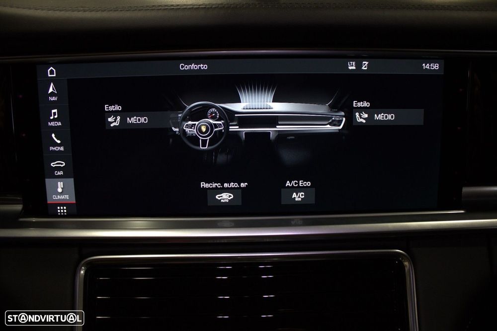 Porsche Panamera 4 E-Hybrid - 41