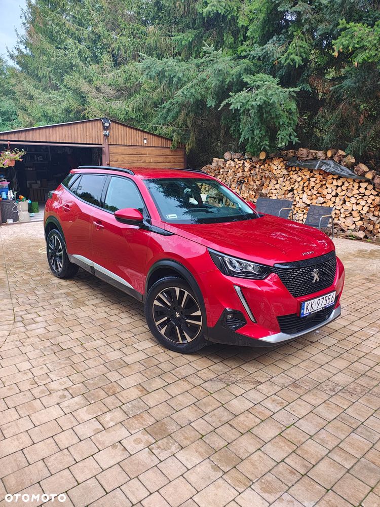 Peugeot 2008 1.2 Pure Tech GPF Allure S&S EAT6 - 1