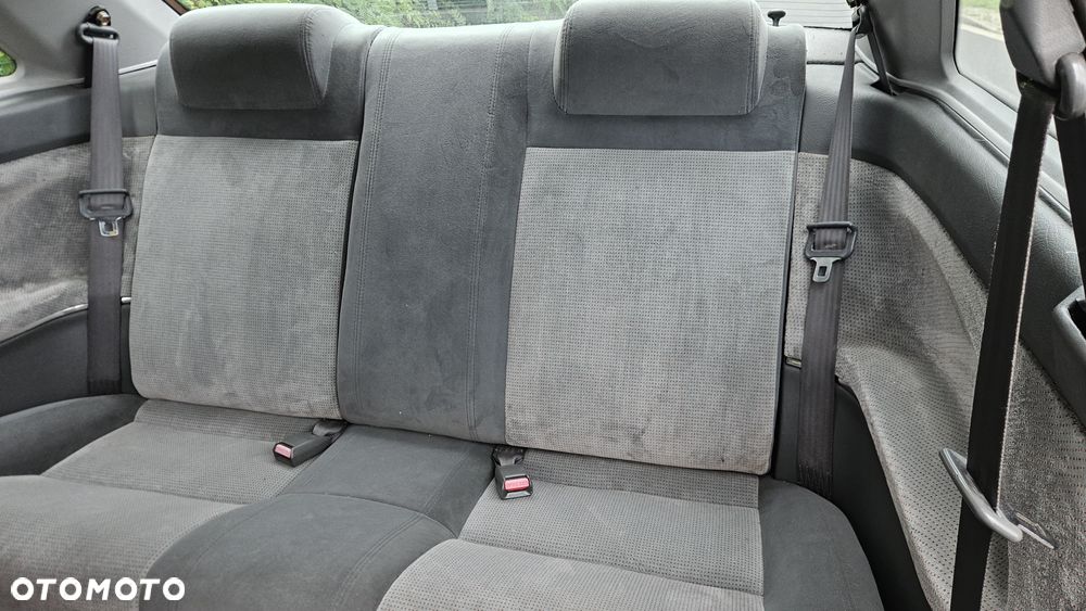 Mazda 626 2.0i GTi - 12