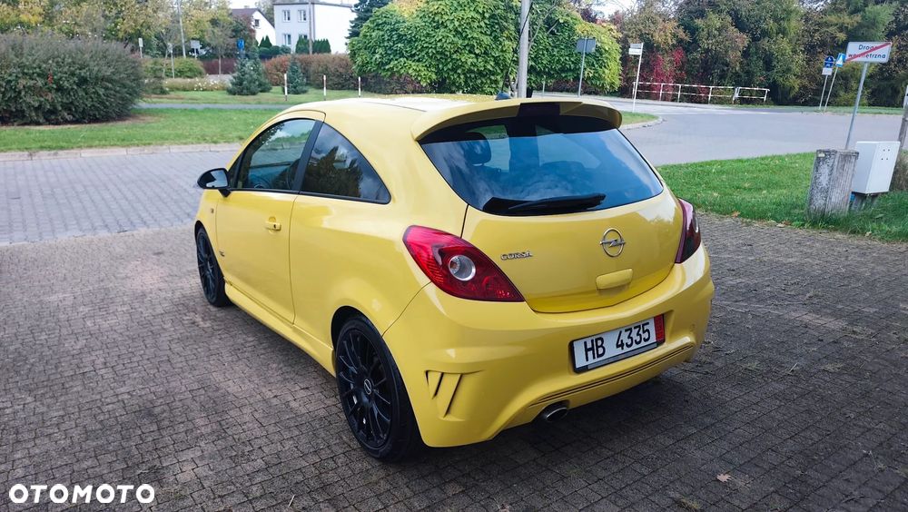 Opel Corsa 1.2 16V Sport - 19