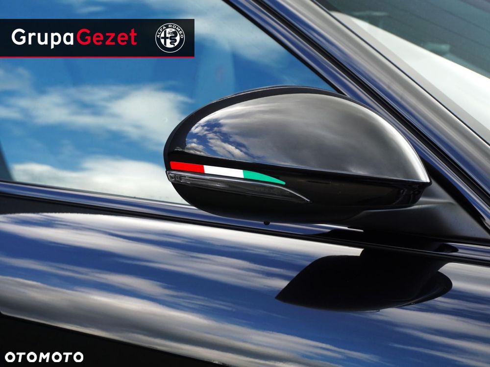 Alfa Romeo Giulia - 19