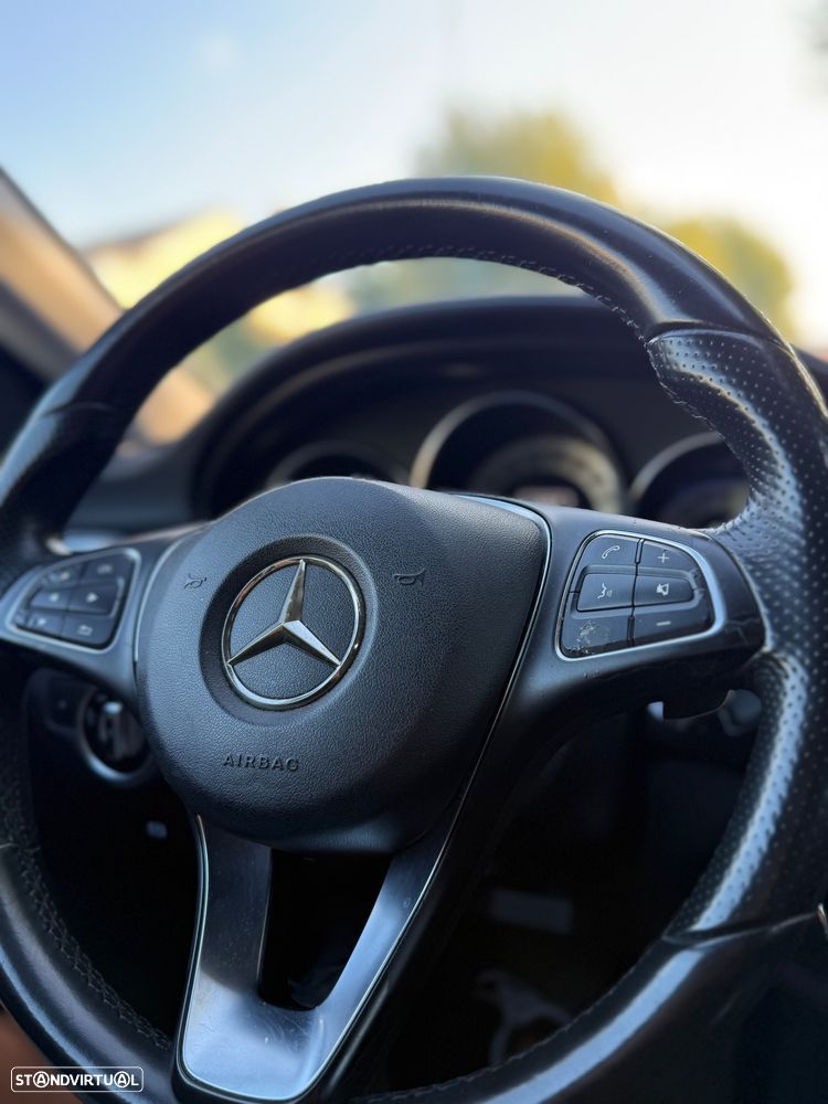 Mercedes-Benz CLS 220 - 26
