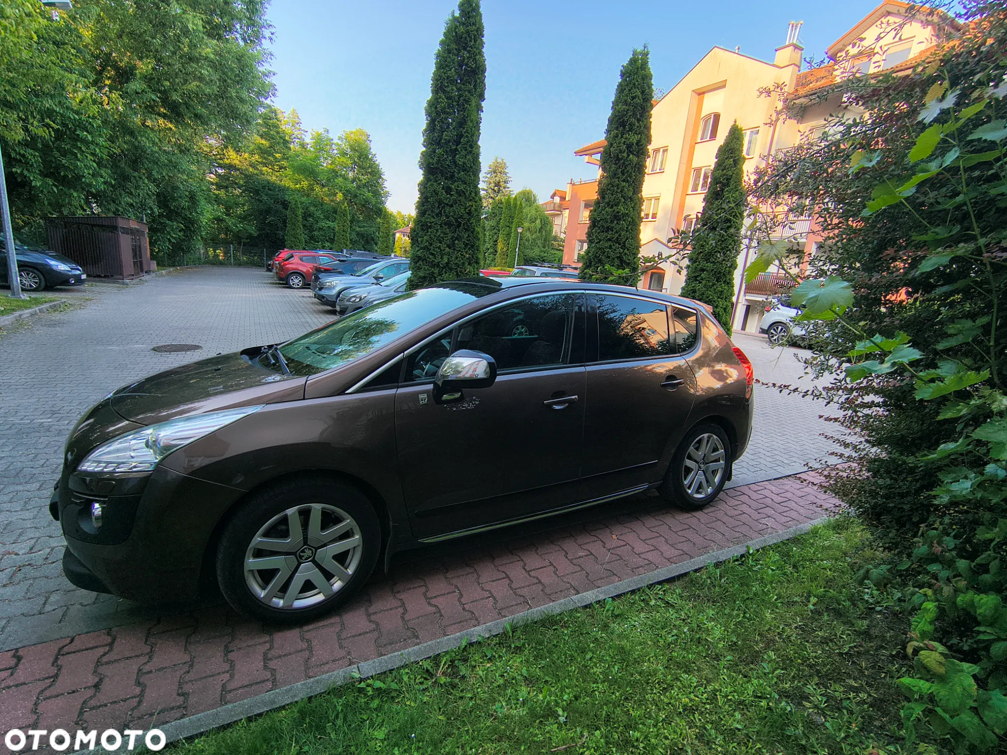 Peugeot 3008 2.0 HDi HYbrid4 - 4