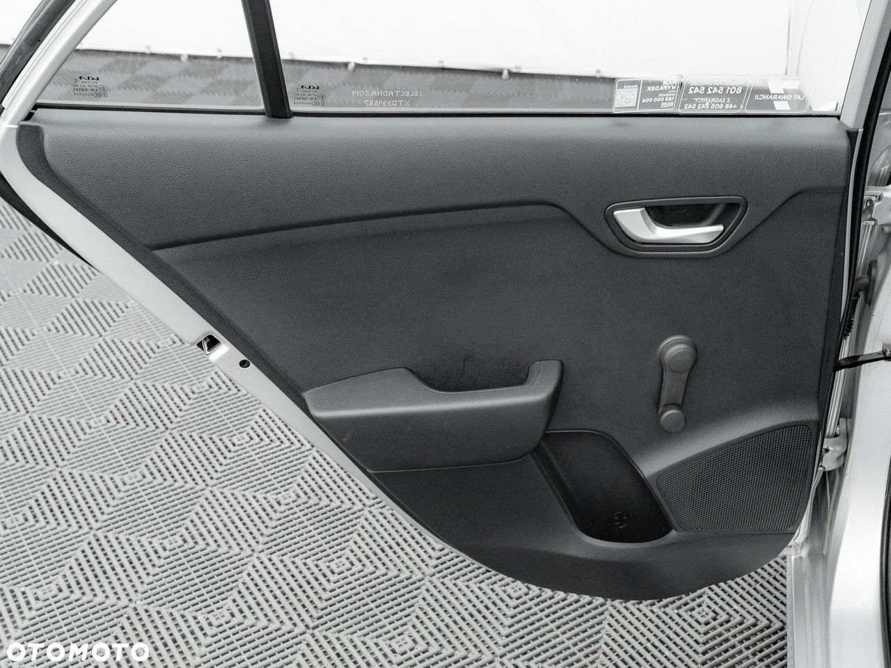 Kia Rio 1.2 M - 23