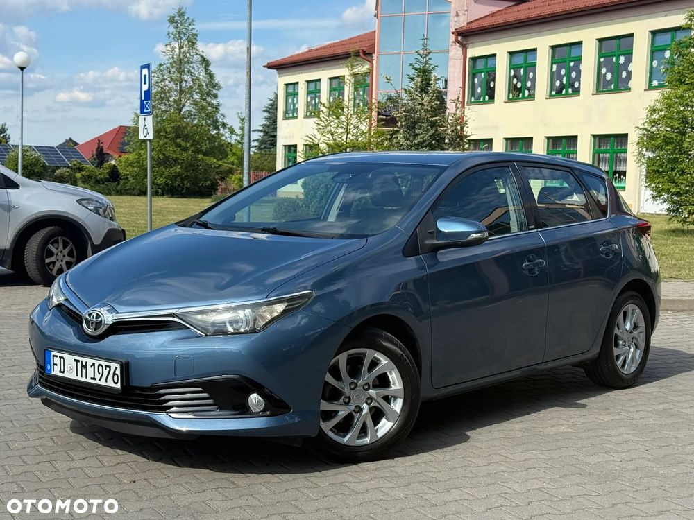 Toyota Auris 1.2 Turbo Edition S+ - 11