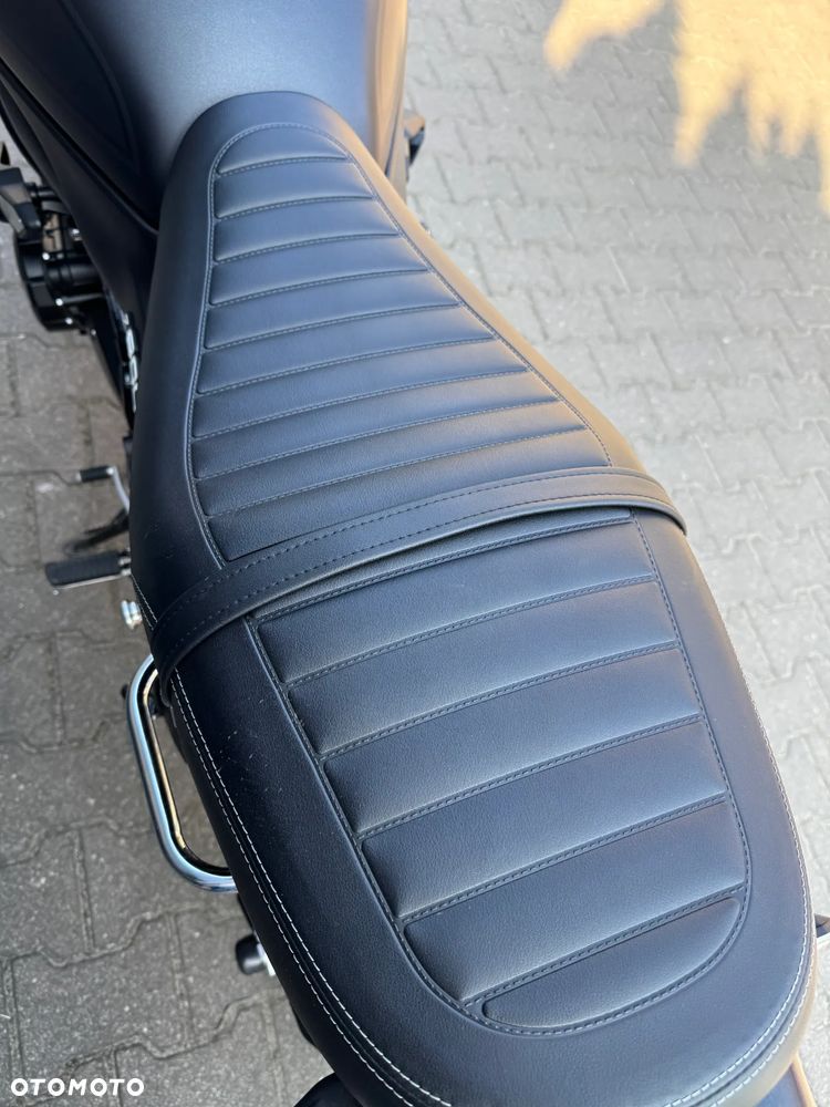 Kawasaki Z 900 RS - 15