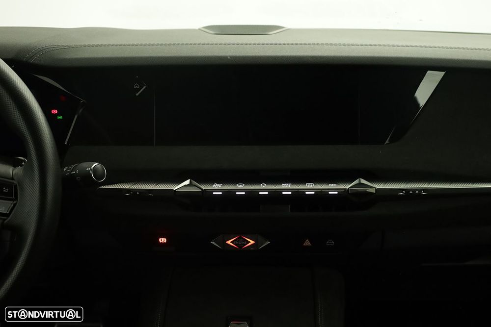 DS DS4 4 1.2 PureTech Performance Line EAT8 - 9