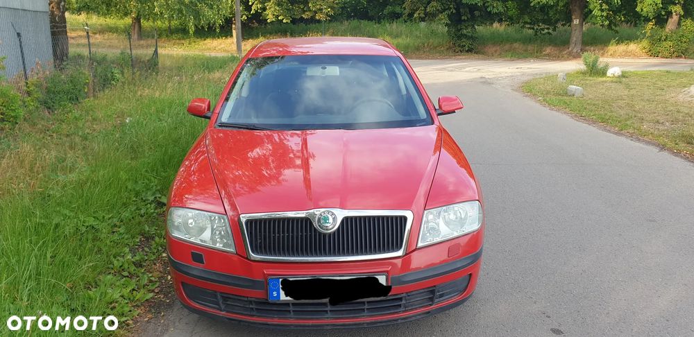 Skoda Octavia 1.6 Ambiente - 7