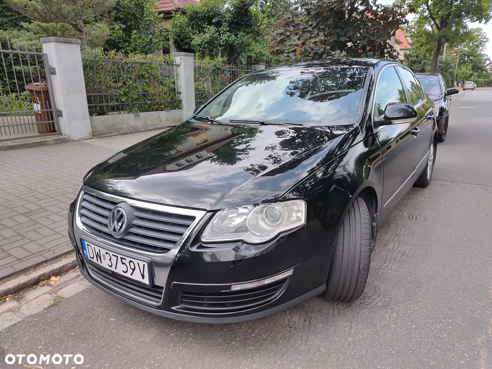 Volkswagen Passat 2.0 TDI DPF Comfortline - 1
