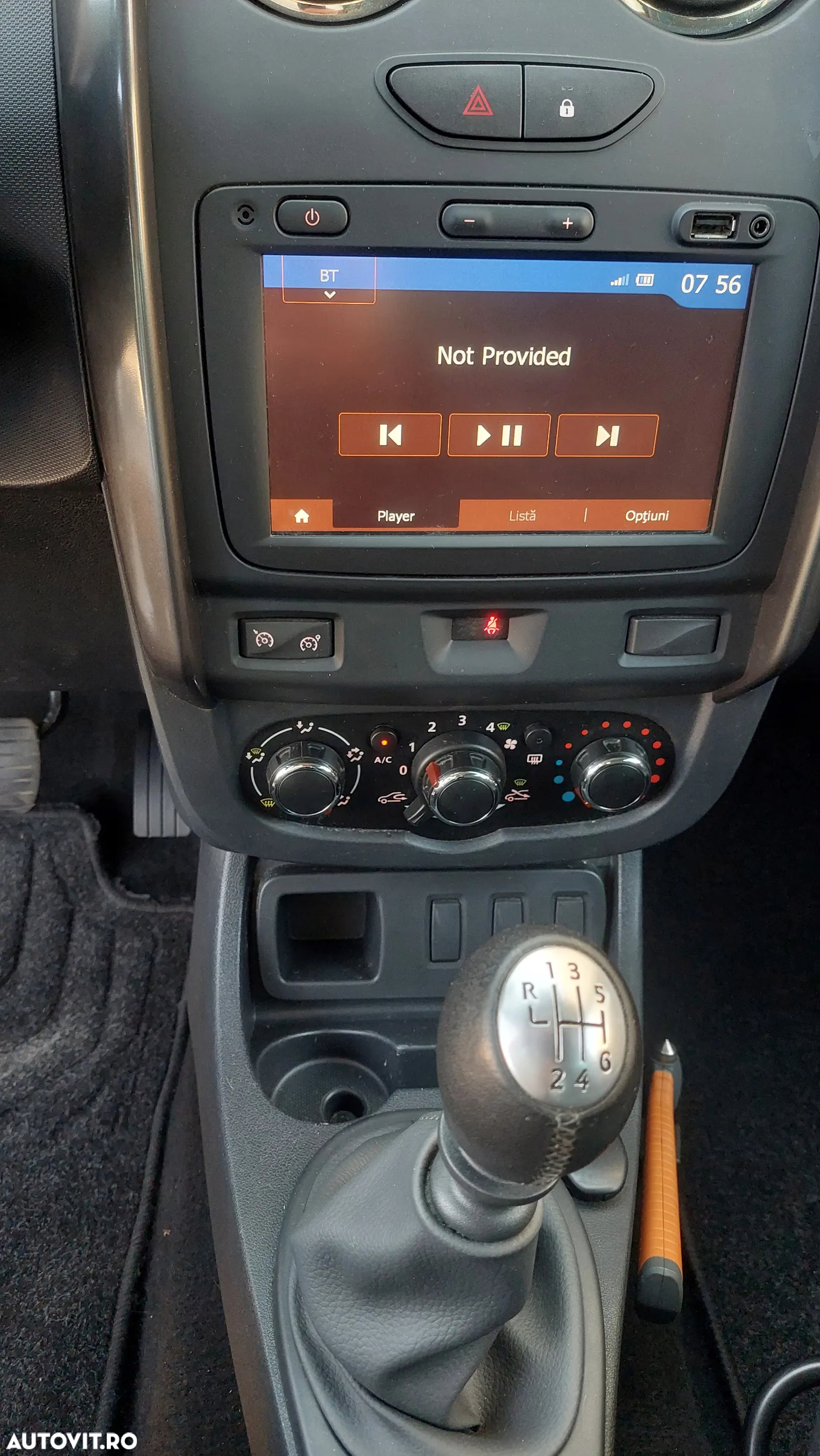 Dacia Duster TCe 125 4x2 Celebration - 9